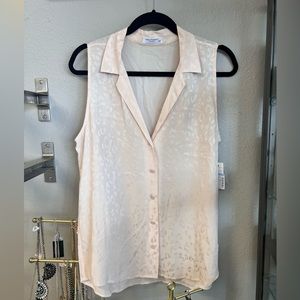 Equipment Femme NWT new with tags 100% silk button down blouse